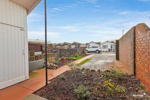 Photo 10- click for photo gallery